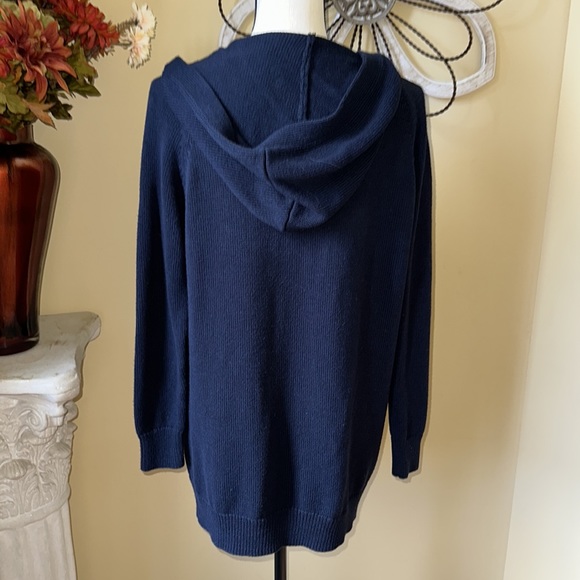 Cabi navy blue sweater - Picture 4 of 6